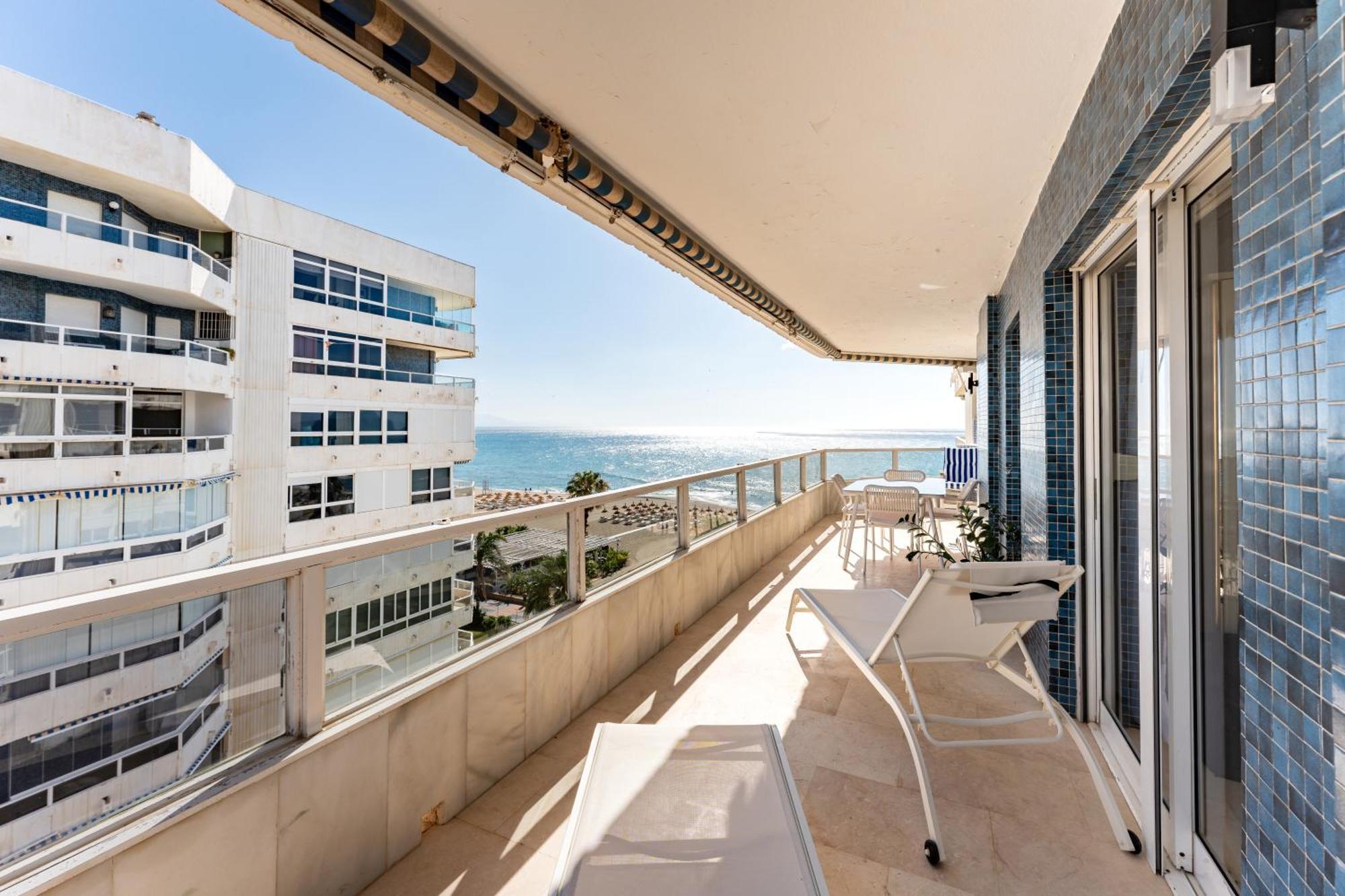 Ferienwohnung Tropico Carihuela View & Parking Torremolinos Exterior foto